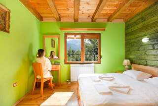Отель Hotel & Resort Gacka Мойковац Роскошный коттедж с 2 спальнями и балконом-4